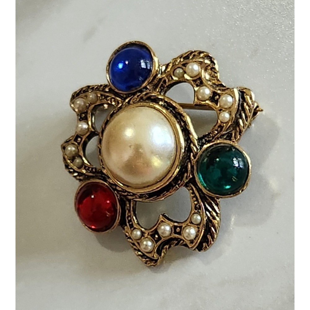 Vintage Faux Cabochon Pearl, Emerald, Ruby, & Sapphire Gold Tone Brooch - Picture 3 of 6